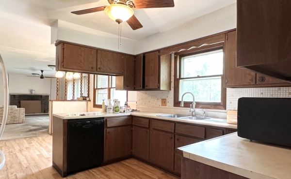77 Briarcliff Ln-5