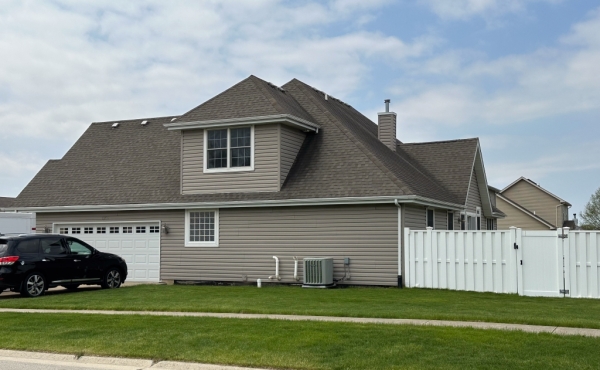 1205 Eagle Bluff Dr - social